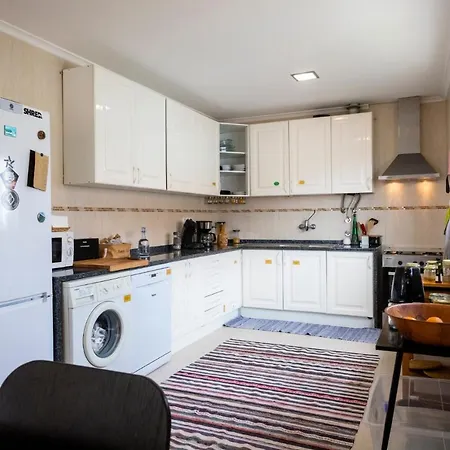 Daire Sunny Place- Walking Distance To The Beach