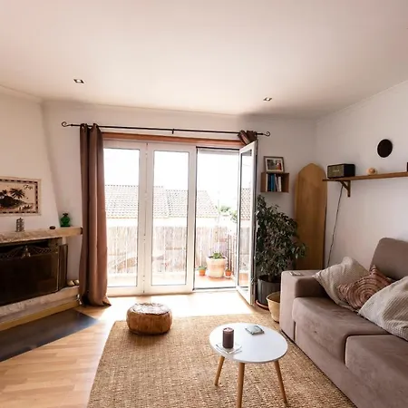 Sunny Place- Walking Distance To The Beach Daire *